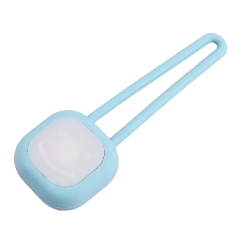 Dog Pet Pendant Night Light Waterproof Led Safety Pet Collar Pendants Lighted Puppy Flashing for Outdoor Hiking Training Walking